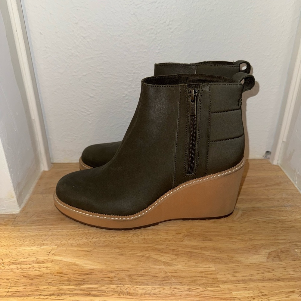 Toms Green and Tan Wedge Boots with Buckle Detail